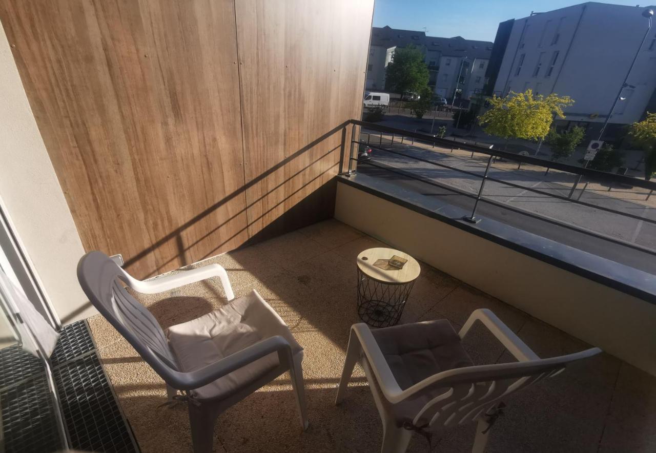 Appartement T2 Accessible Pmr Avec Terrasse Et Garage Onet-le-Chateau Bagian luar foto